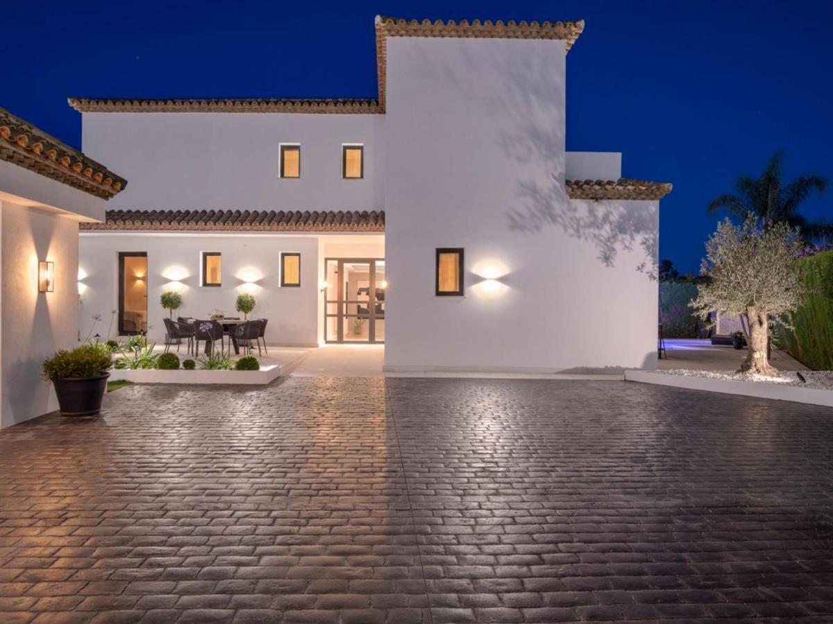 Vacation Marbella I Villa Lina, Golf Valley, Private Heated Pool, Jacuzzi, Close To The Marina Esterno foto